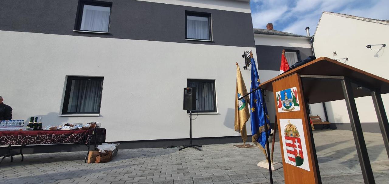 Koszeg Panzio Bed & Breakfast Ngoại thất bức ảnh